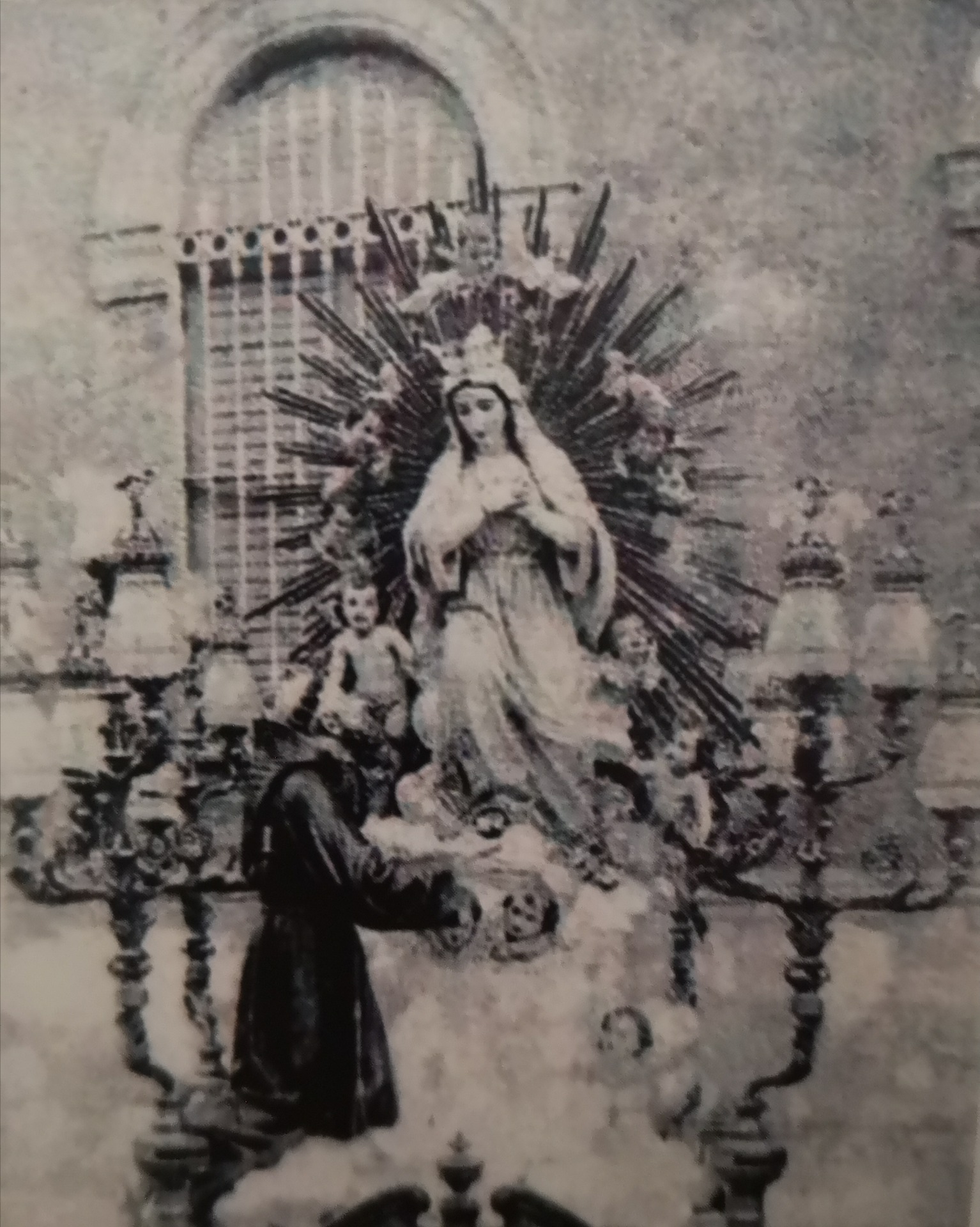 Imagen original de estilo barroco destruida en 1936.