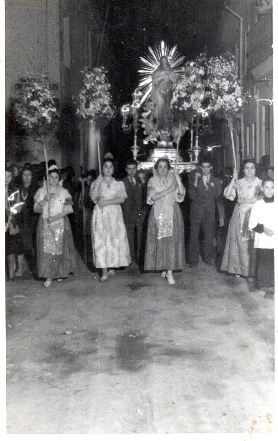 Imagen de La Purísima durante sus fiestas en la década de 1950.