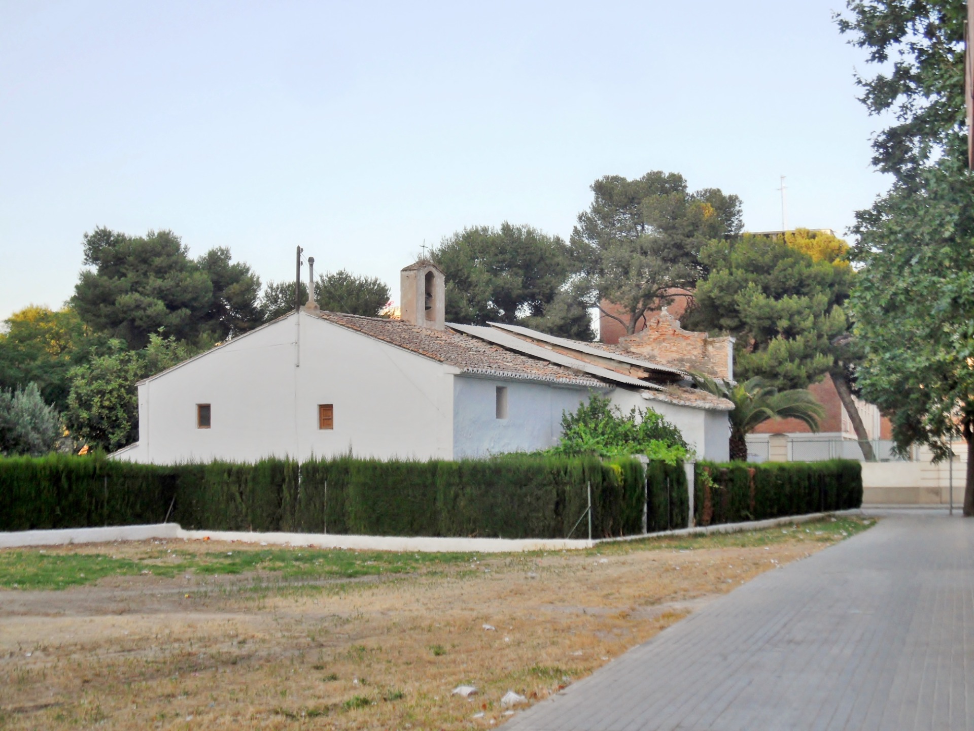 Ermita de San Miguel de Soternes, antigua iglesia parroquial, posiblemente la mencionada en la historia. / Fotografía de: Enrique Íñiguez Rodríguez.