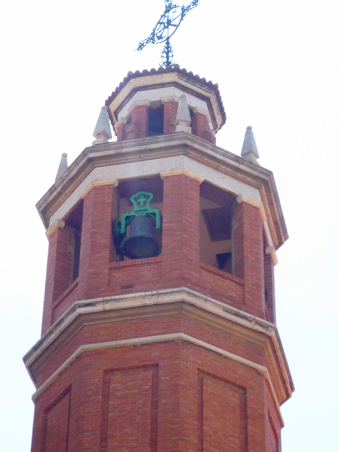 Campanario de la Iglesia del Sagrado Corazón de Mislata. / Fotografía de: Zaratemán
